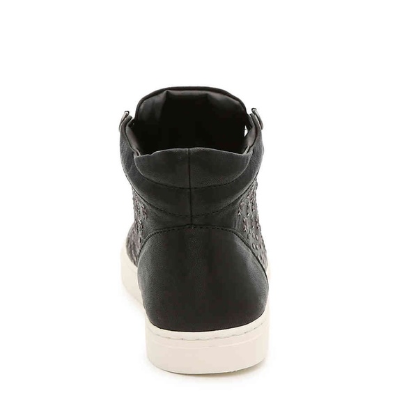 Vince Camuto Women's Black Sneaker 8M - Picture 4 of 10